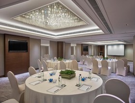 New World Millennium Hong Kong Hotel