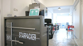 Starpacker Hostel