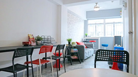Starpacker Hostel