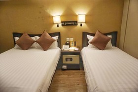 Minimal Hotel Avenue