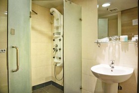 Minimal Hotel Avenue