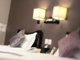 Minimal Hotel Avenue