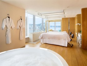 W Hong Kong