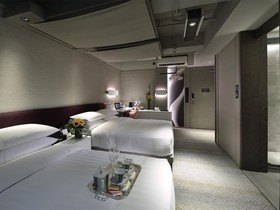 Xi Hotel