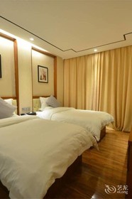 Anxi Luxiang Fashion Hotel