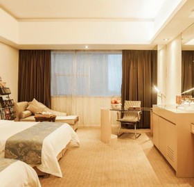 Eastern Five Continents Hotel