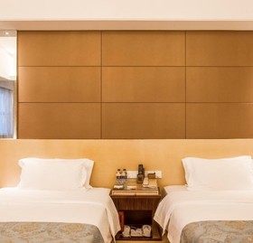 Eastern Five Continents Hotel