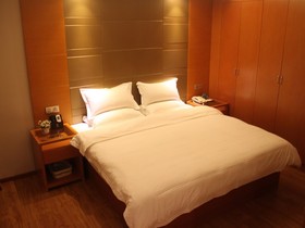 GreenTree Inn Guangdong Shantou Changping Road Express Hotel