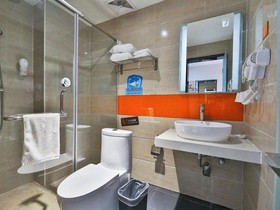 7 Days Premium Beijing Maju Bridge Liandong U Valley Branch