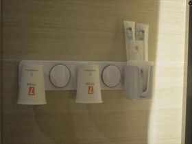 7 Days Premium Shenzhen Longgang Dayun Metro Station