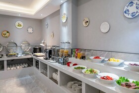 Apex Hotel