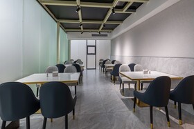 Apex Hotel