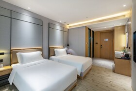 Apex Hotel