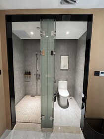 Apex Hotel
