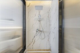 Baiheng Hotel