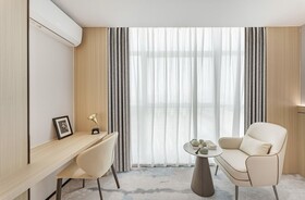 Baiheng Hotel