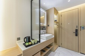 Baiheng Hotel