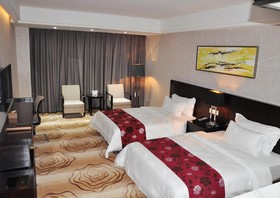 Campanile Hotel Shenzhen Longcheng Plaza Metro Station