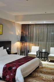 Campanile Hotel Shenzhen Longcheng Plaza Metro Station