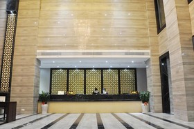 Campanile Hotel Shenzhen Longcheng Plaza Metro Station