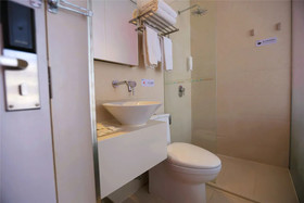 Colour Inn She Kou Branch