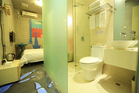 Colour Inn She Kou Branch