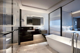 Crowne Plaza Shenzhen WECC