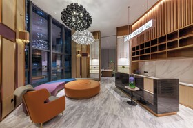Elong Hotel