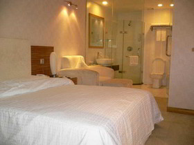 Feng Shun Business Hotel