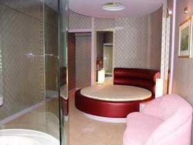 Feng Shun Business Hotel
