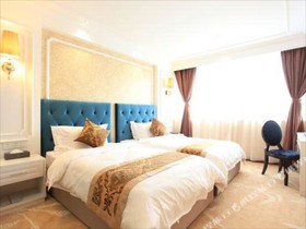 Gentleman Hotel