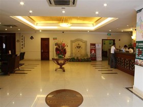 GreenTree Inn Shenzhen Dongmen Hotel