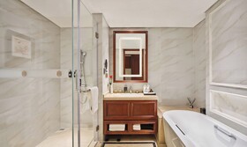 Guangming Cimc Executive Hotel