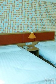 Home Inn Shenzhen Bao'an Airport Branch