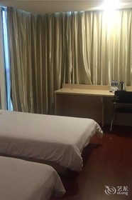 Home Inn Shenzhen Bao'an Airport Branch