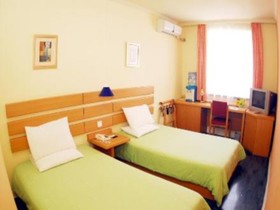 Home Inn Shenzhen Xixiang Subway Station
