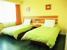 Home Inn Shenzhen Xixiang Subway Station