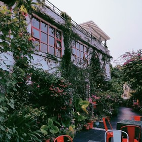 Huafang Inn