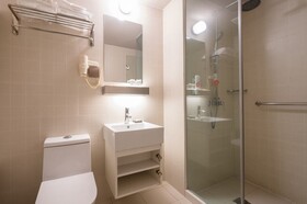 Huanggang Port Jinjiang Star Hotel