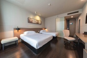 Huanggang Port Jinjiang Star Hotel