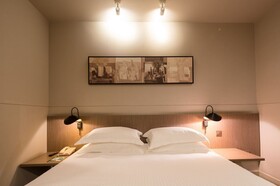 Huanggang Port Jinjiang Star Hotel