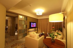 The LA Hotel