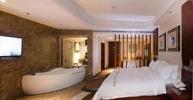 Pengke Ingenious Hotel MIXC Branch