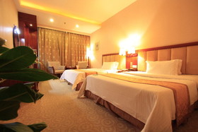 Qianbaizhou Business Hotel