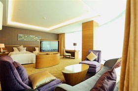 Gems Cube International Hotel