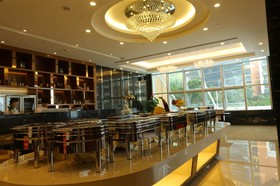 Gems Cube International Hotel