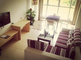 Shezhen Jinzun Holiday Hotel