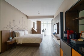 UrCove by Hyatt Shenzhen Futian CBD