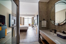UrCove by Hyatt Shenzhen Futian CBD