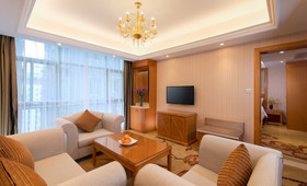 Vienna Classic Shenzhen Longhua Bus Station